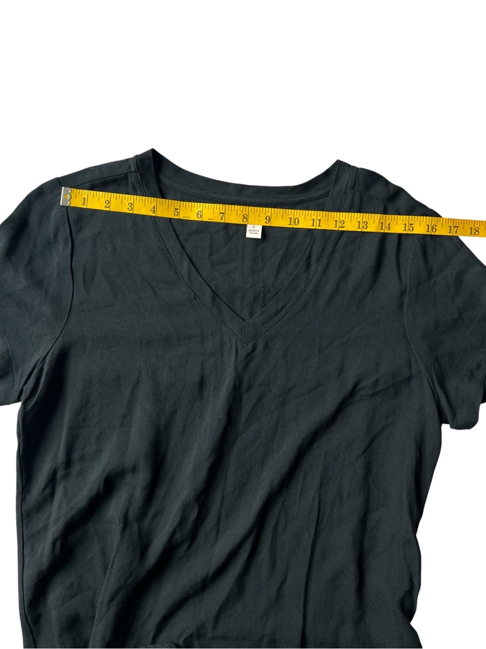 Alexander Jordan Women’s Black Short Sleeve V - Neck Tee Shirt Size L - Picture 12 of 14